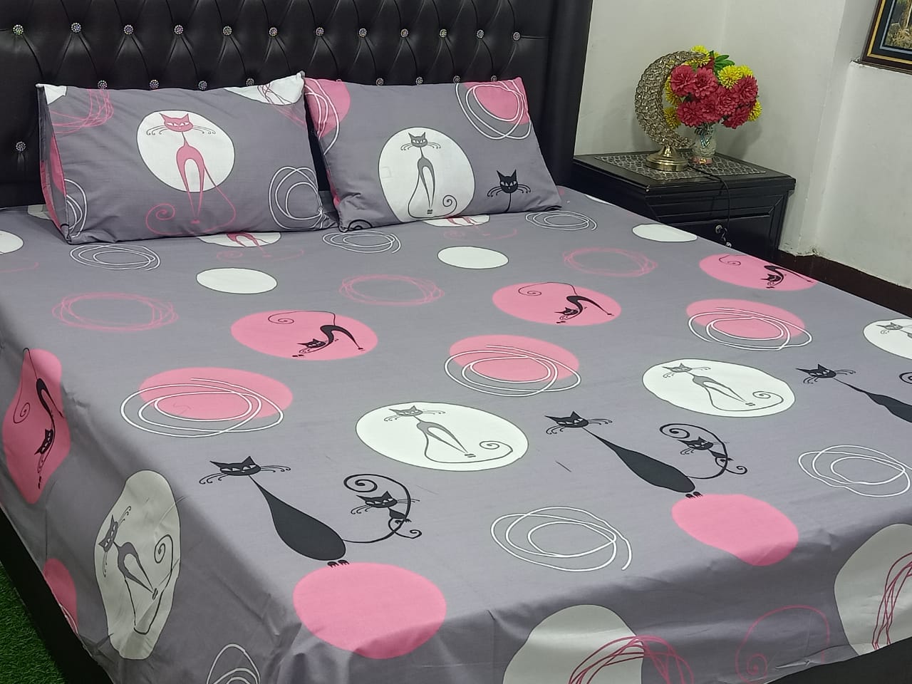 3 Pcs King Size Cotton Bedsheet With 2 Pillow Covers