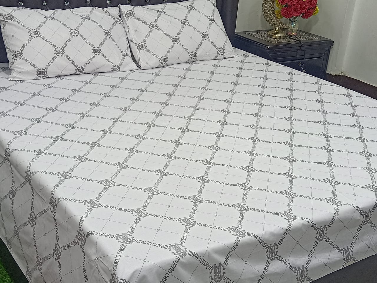 3 Pcs King Size Cotton Bedsheet With 2 Pillow Covers