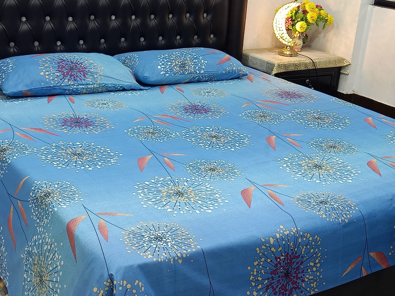 3 Pcs King Size Cotton Bedsheet With 2 Pillow Covers